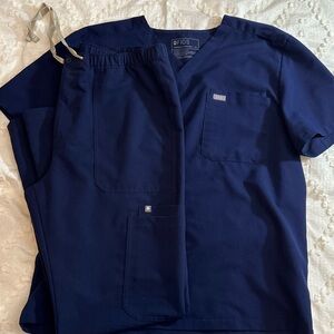 Figs Men XL Navy Scrubs - one pocket top with button zipper pant